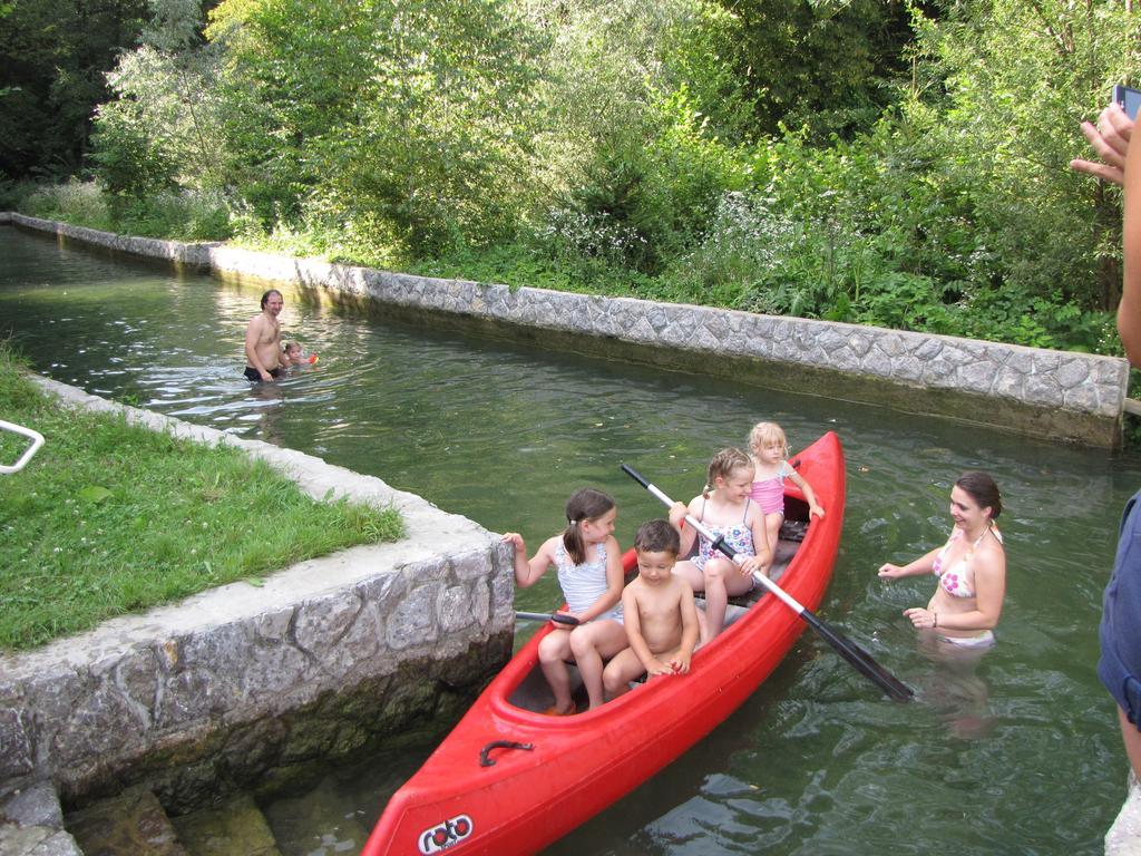 Guesthouse Zorko Gostilna Domen Šmarješke Toplice Exteriör bild