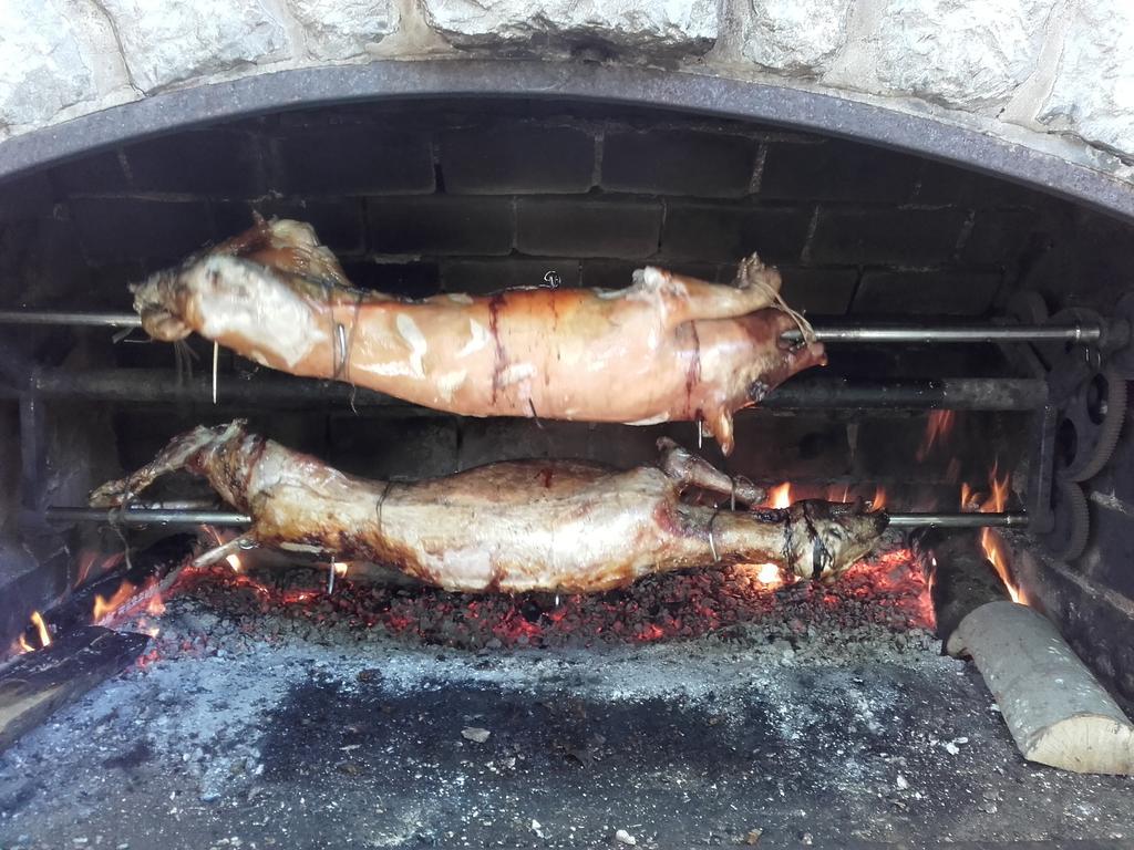 Guesthouse Zorko Gostilna Domen Šmarješke Toplice Exteriör bild
